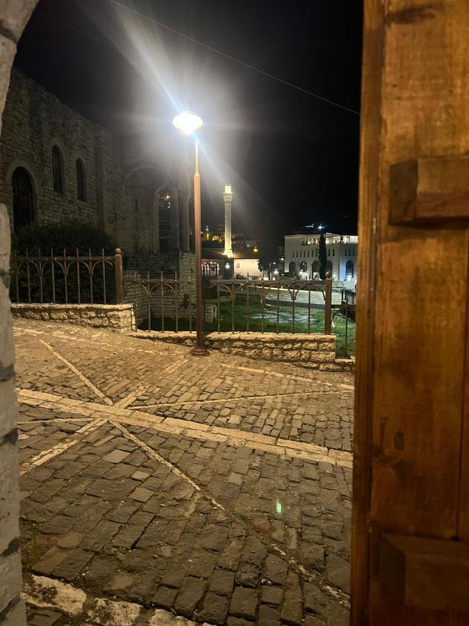 Hotel Omer The Ottoman House Berat Buitenkant foto