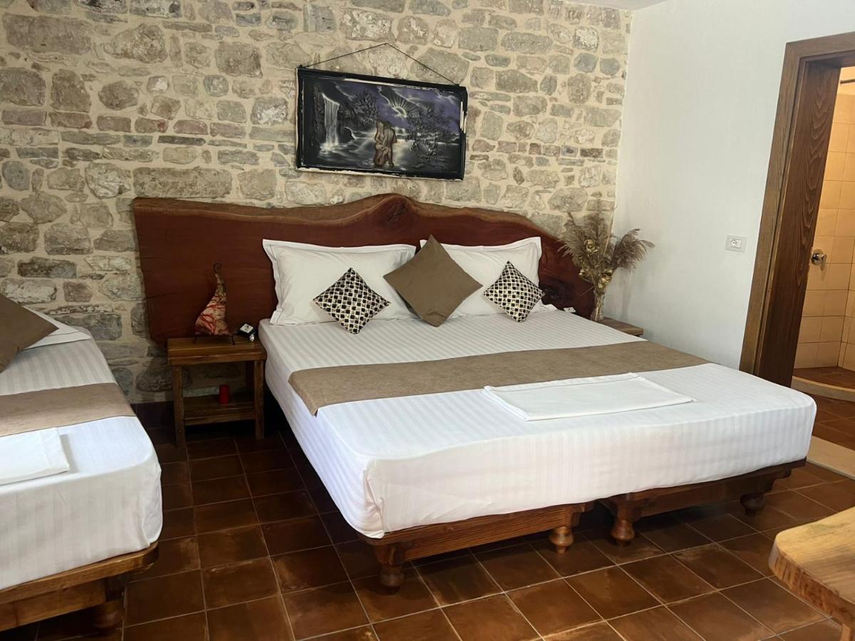 Hotel Omer The Ottoman House Berat Buitenkant foto